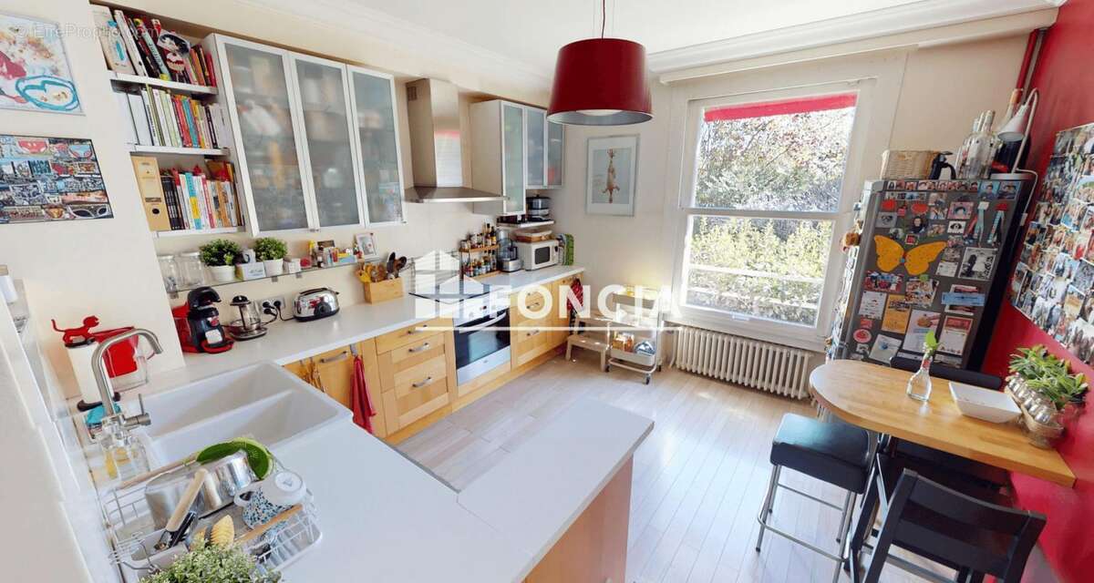Meulière 8 pièces, 205 m² terrain 756 m² rare sur le marché ! - photo 7