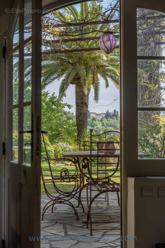 Maison à CAGNES-SUR-MER
