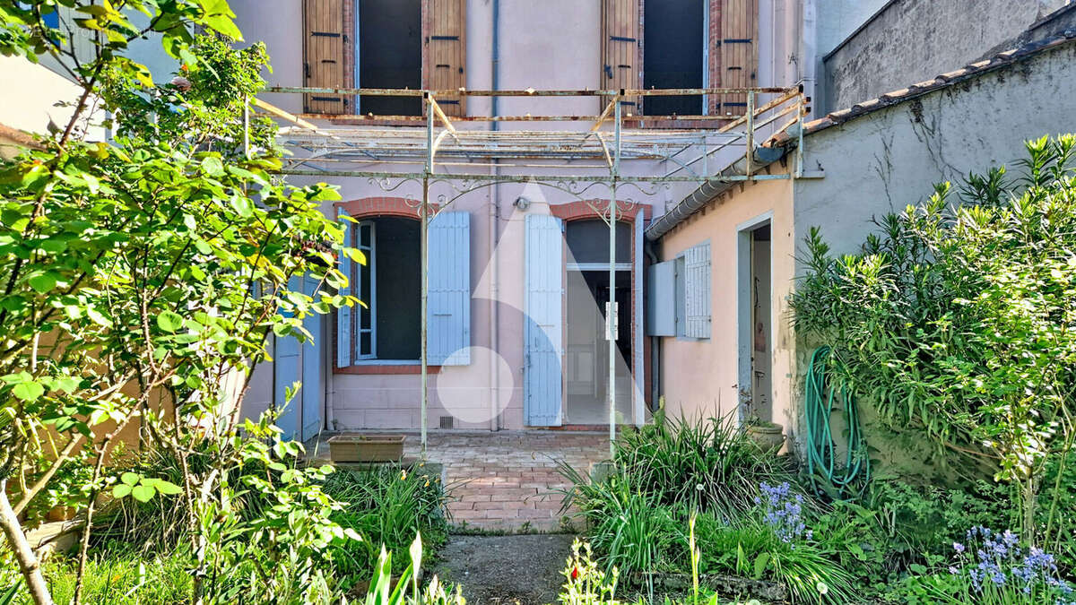 Albi - Maison bourgeoise centre ville - photo 17