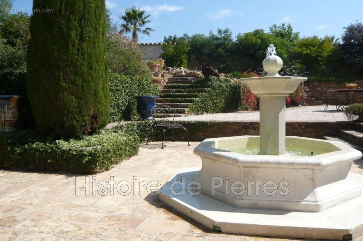 Maison à GRIMAUD