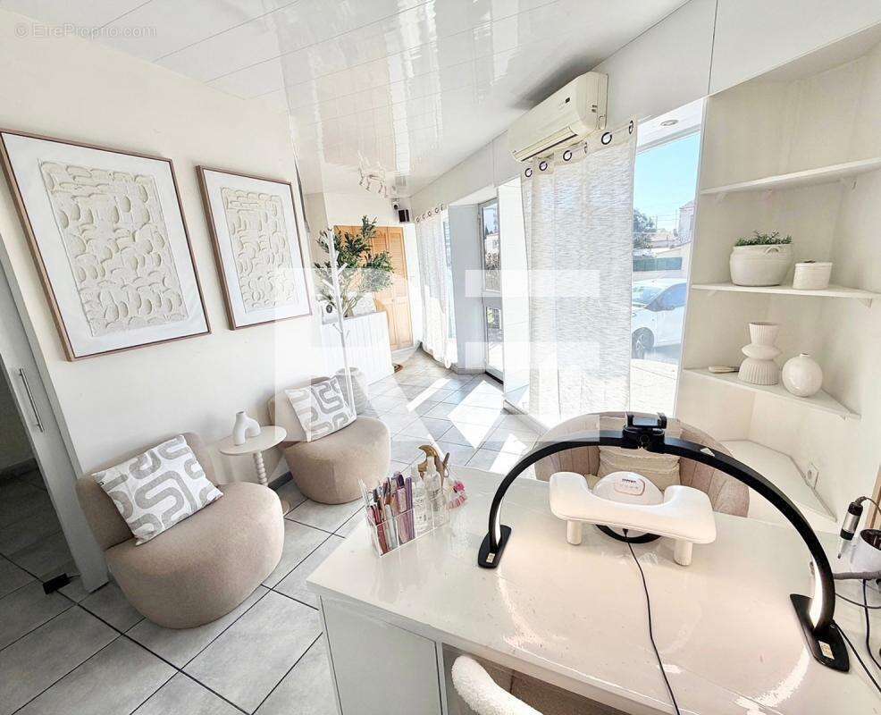 Institut de beaute renove 55m2 emplacement ideal - photo 4