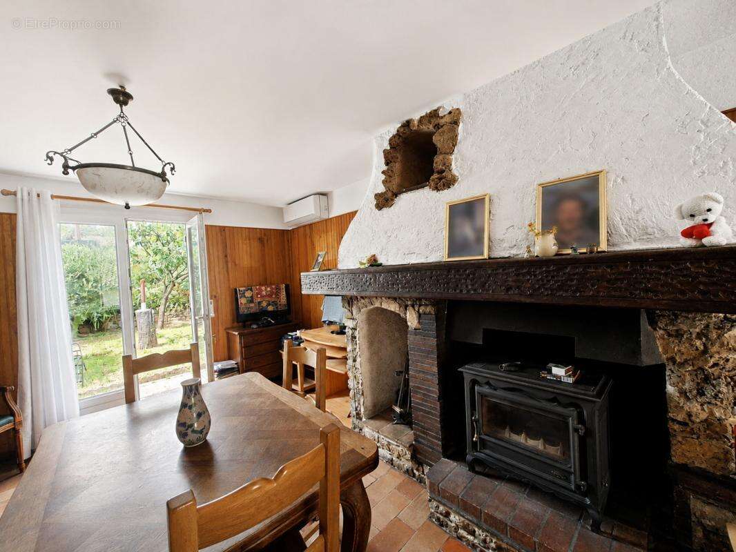 Maison à LA MOTTE