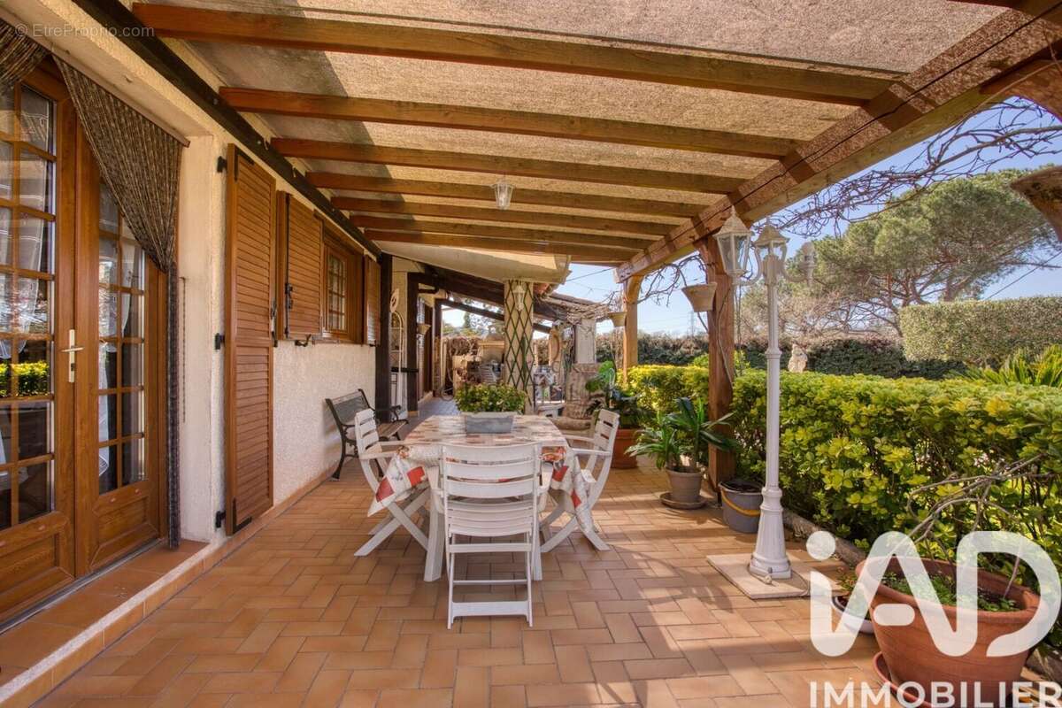 Photo 6 - Maison à FREJUS