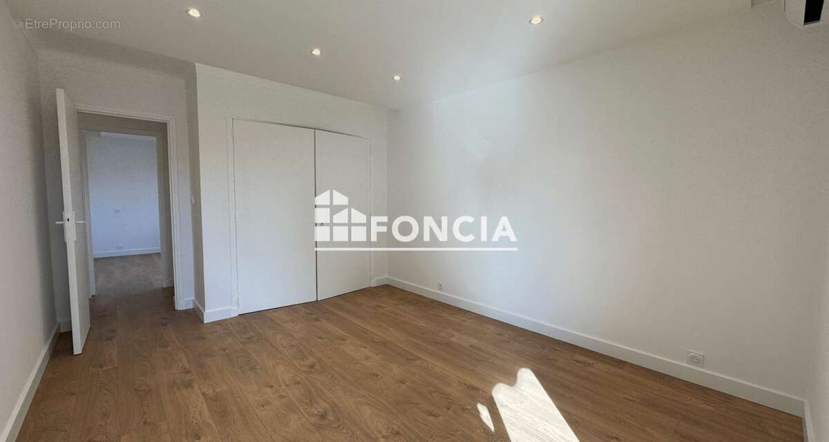 Appartement à FREJUS