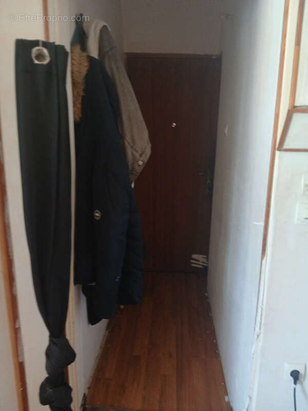 Appartement à JOUY-LE-CHATEL