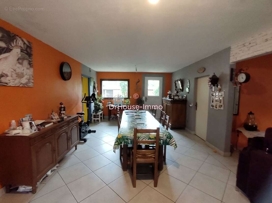 Maison à POULIGNY-SAINT-PIERRE