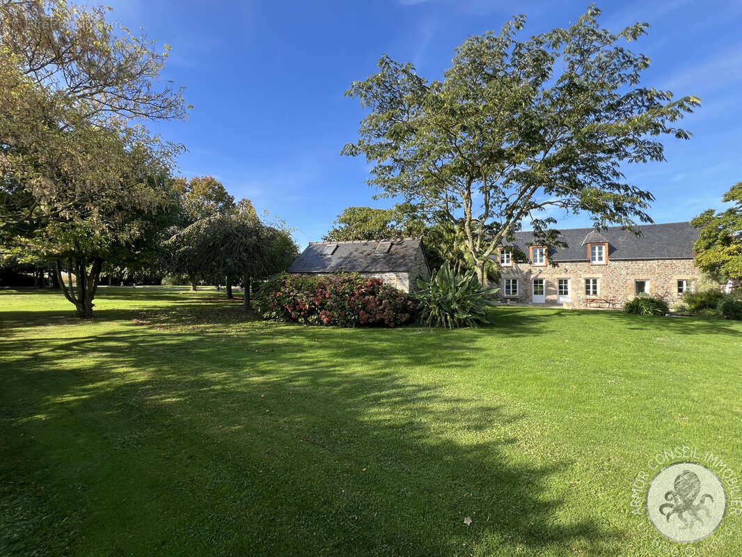 Maison à PLESSIX-BALISSON
