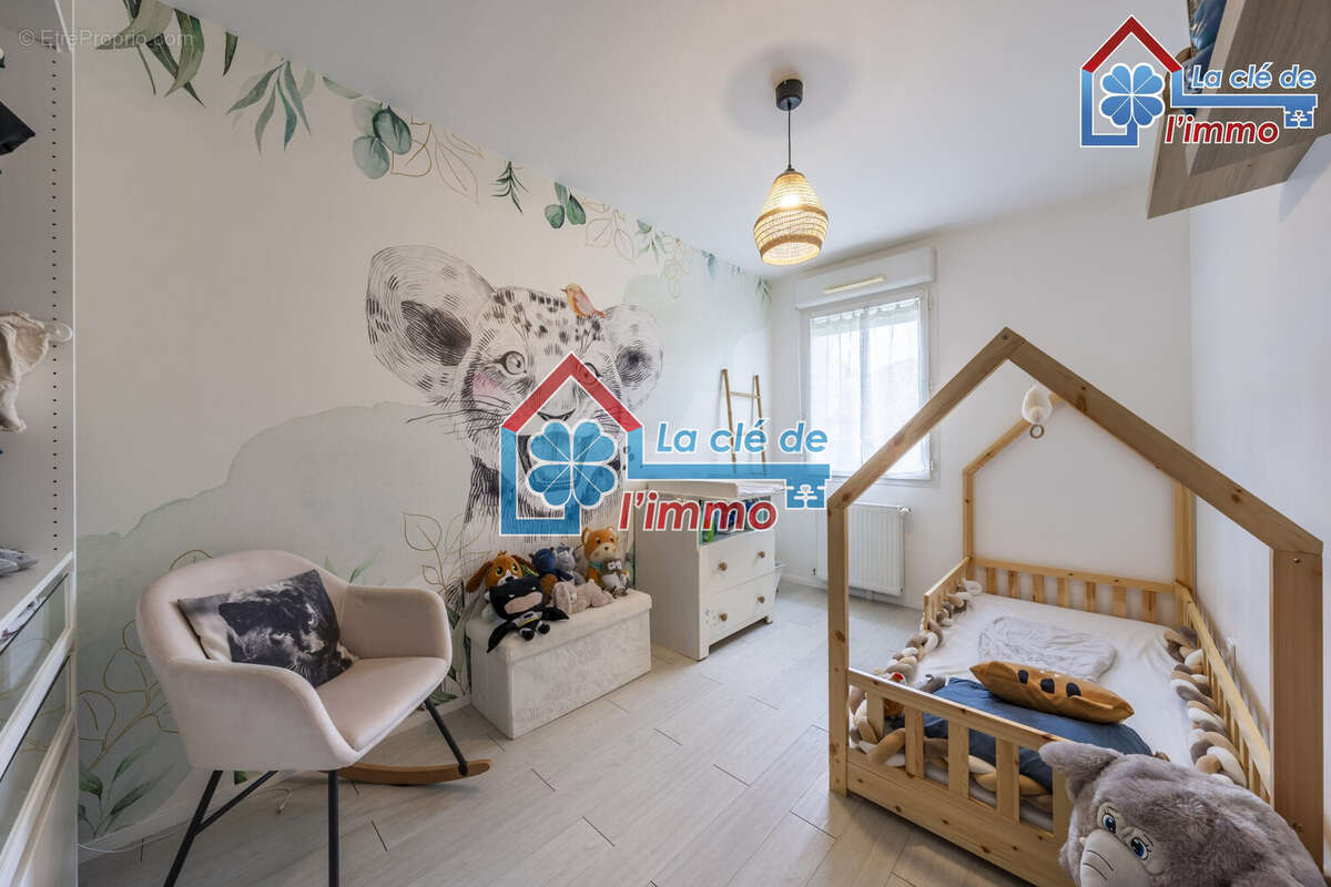 Appartement 86 m² à Moissy-Cramayel  - photo 7