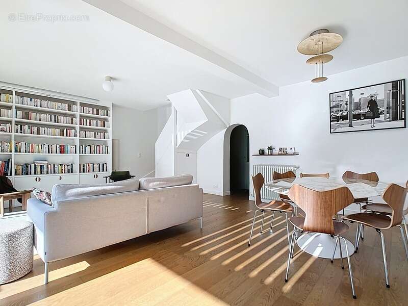 Maison à ASNIERES-SUR-SEINE