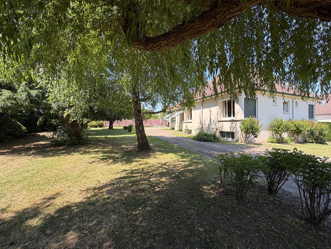Maison à NANTEUIL-LES-MEAUX