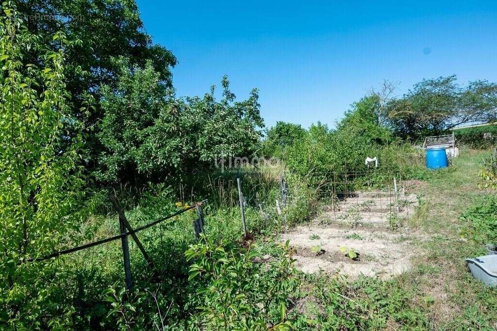 Terrain à CHALONS-EN-CHAMPAGNE