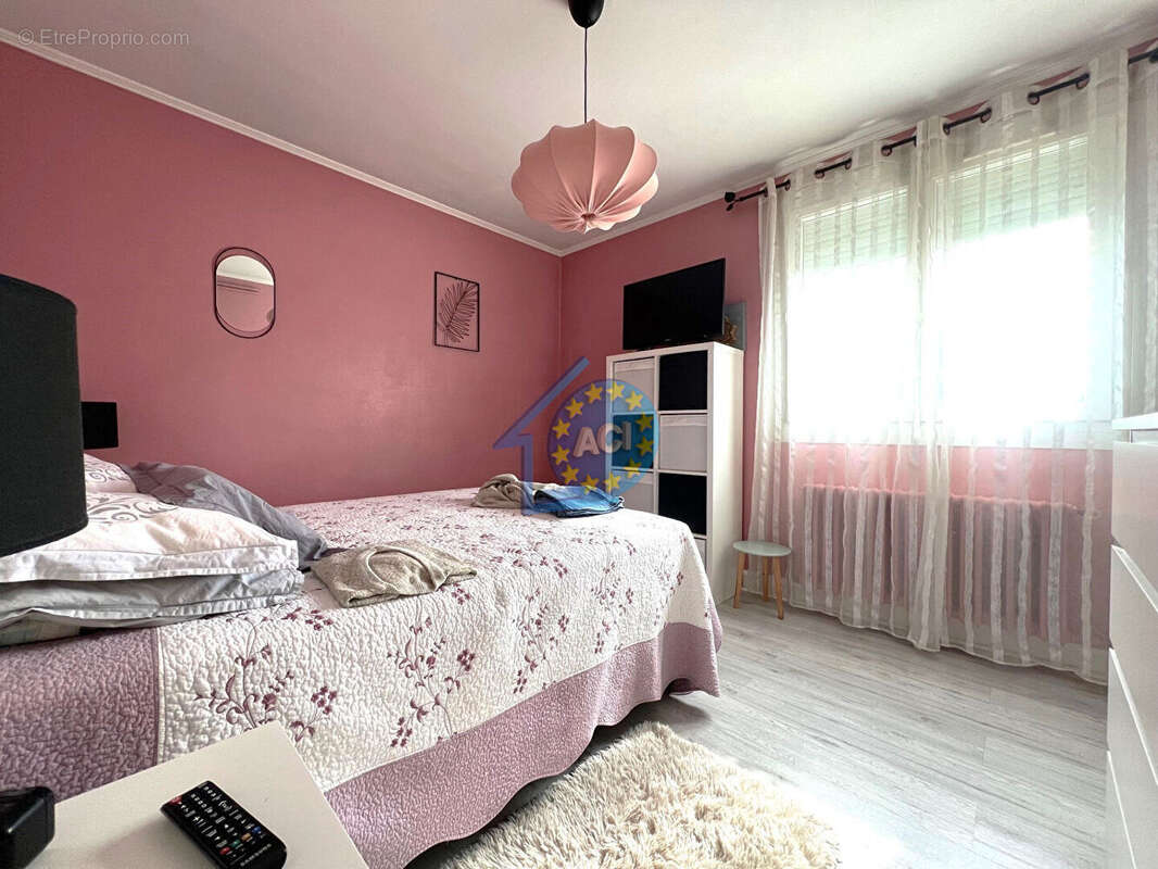 Appartement à MANTES-LA-JOLIE