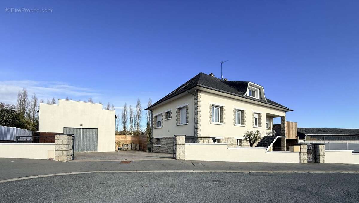 Maison à LOIGNE-SUR-MAYENNE