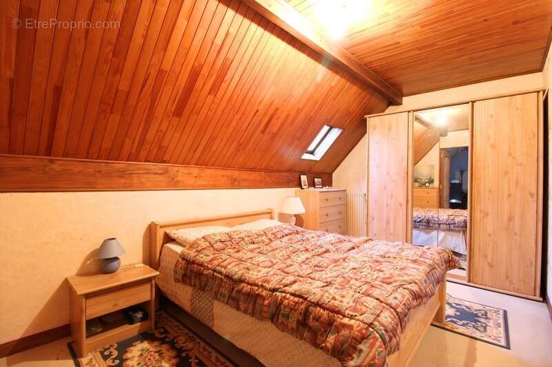 Maison à VALDAMPIERRE