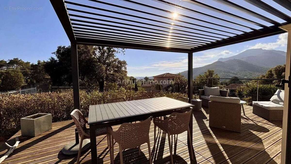 Maison à SARROLA-CARCOPINO