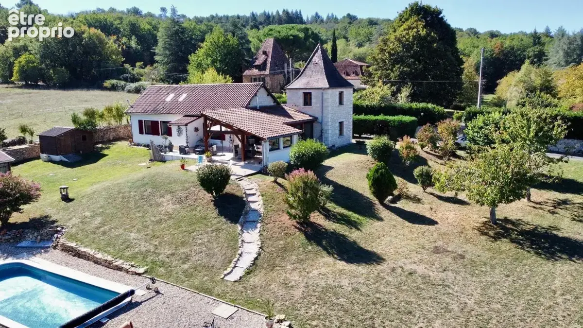 Maison rénovée avec tour, piscine et 5 400 m² de terrain – Le Buisson-de-Cadouin - photo 3