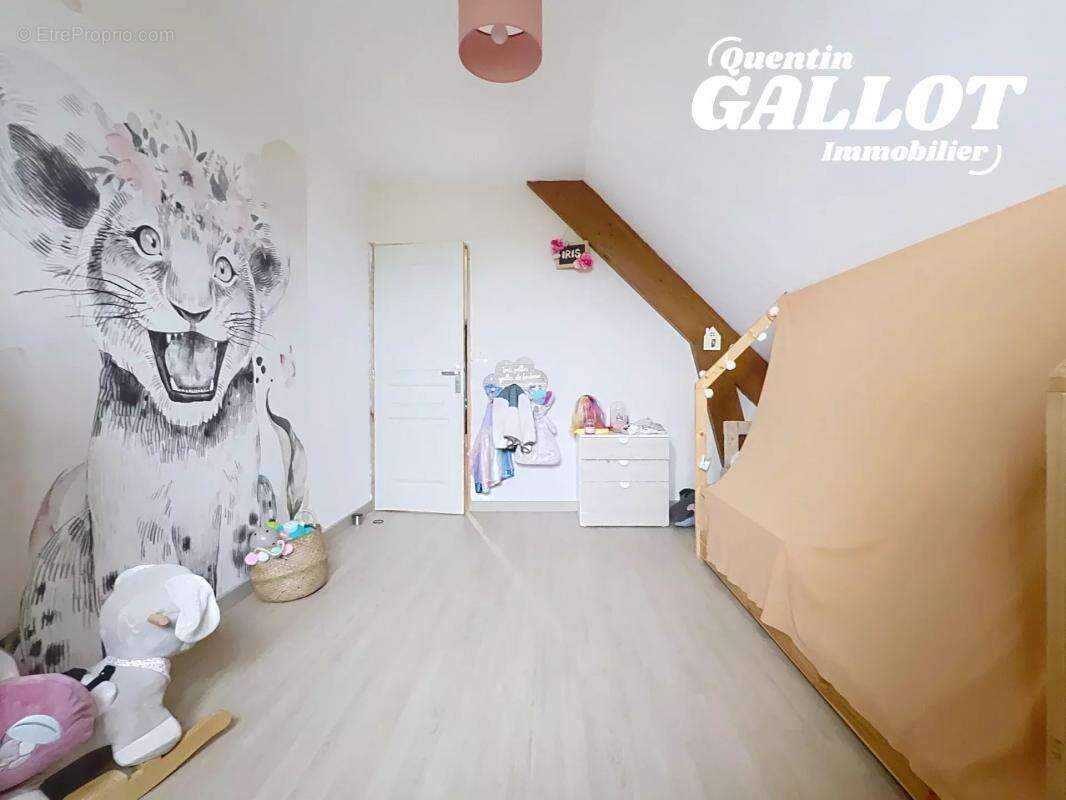 Maison à CAPPELLE-BROUCK