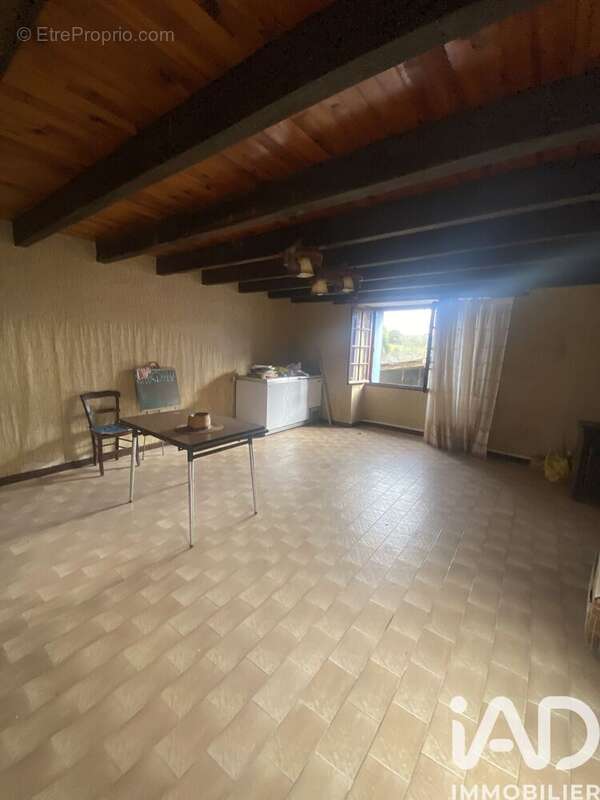 Maison 139 m² à Massals  - photo 9