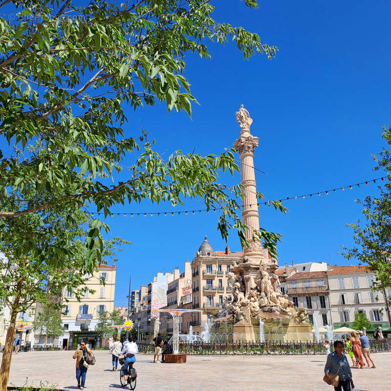 Appartement à MARSEILLE-6E