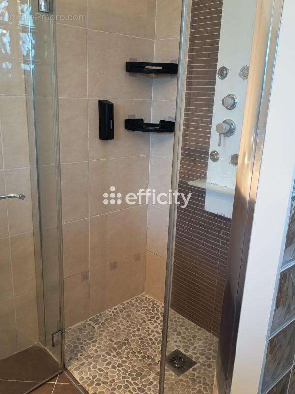 Maison à SAINTE-FOY-D'AIGREFEUILLE