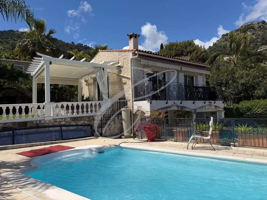 Maison à BEAUSOLEIL
