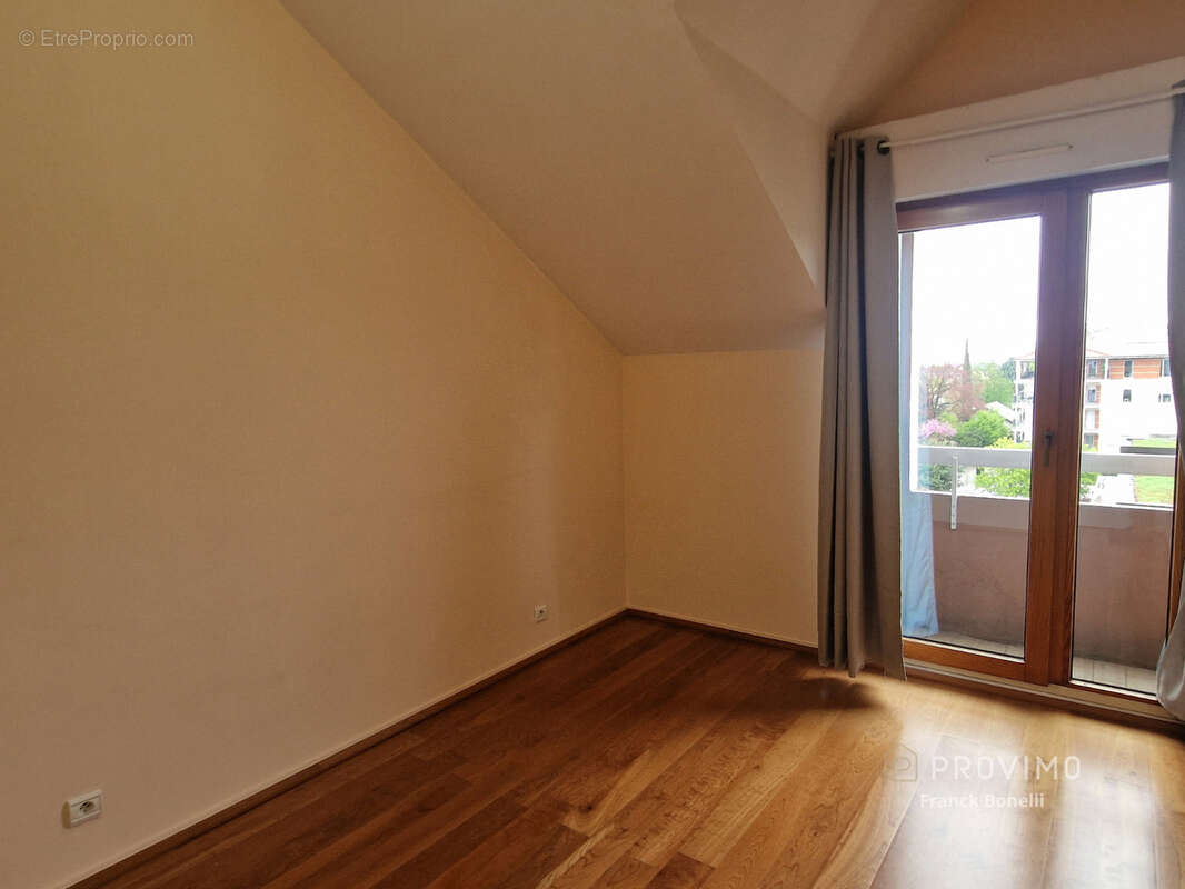 Appartement à SAINT-JULIEN-EN-GENEVOIS