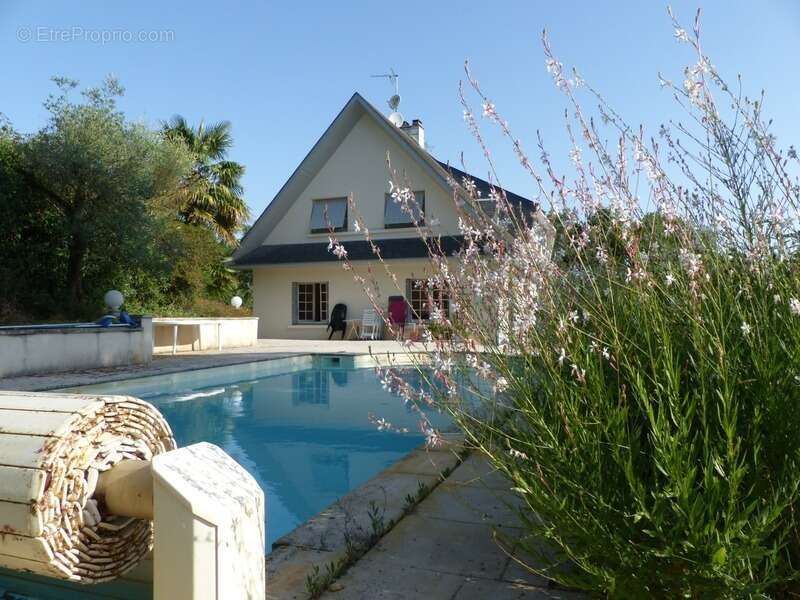 Maison à SAINT-LOUP-LAMAIRE