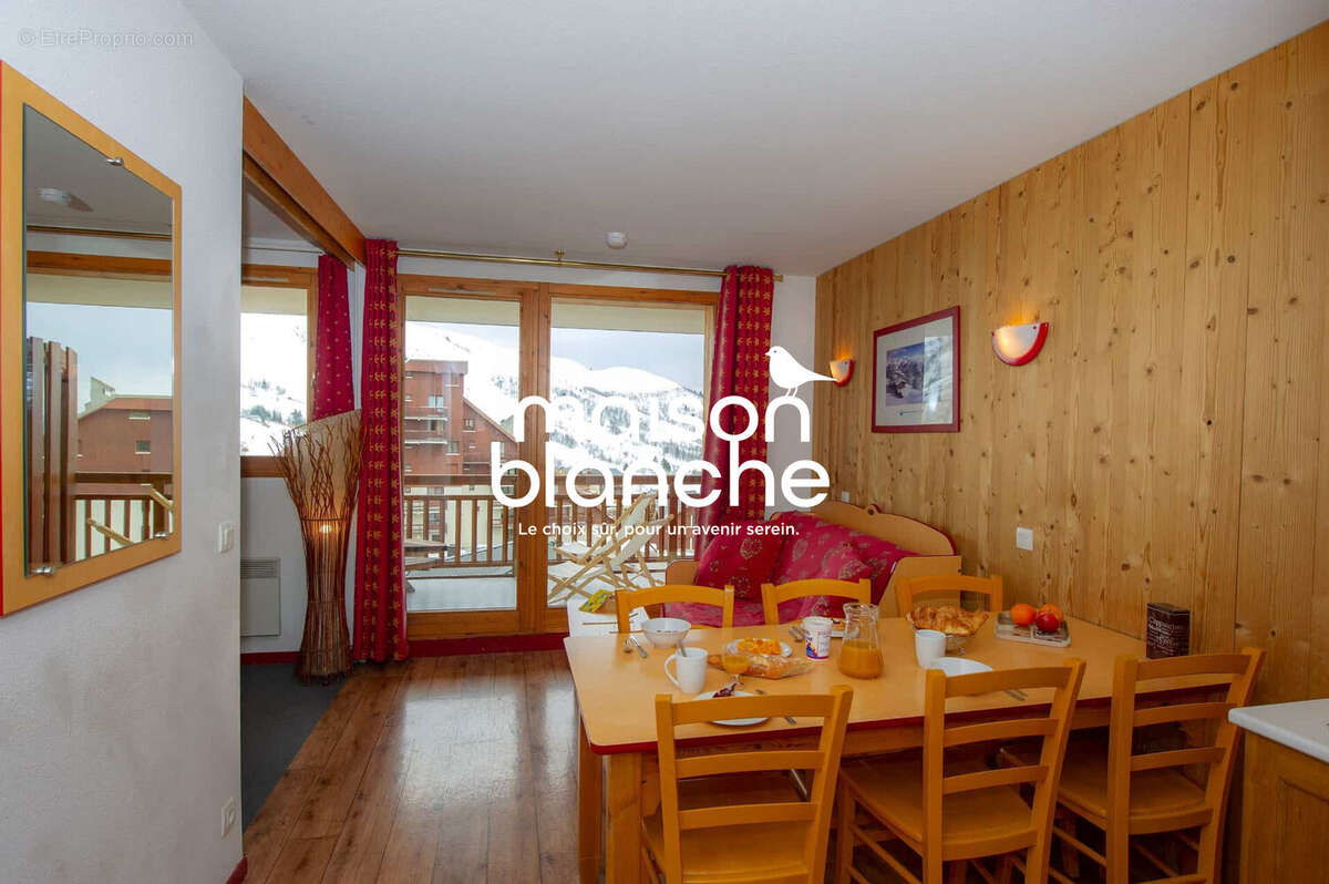 Appartement à SAINT-FRANCOIS-LONGCHAMP