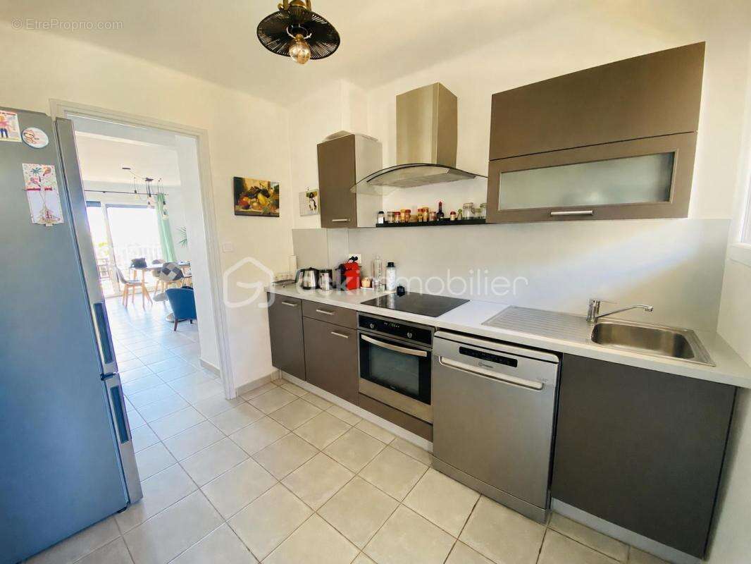 Appartement à SIX-FOURS-LES-PLAGES