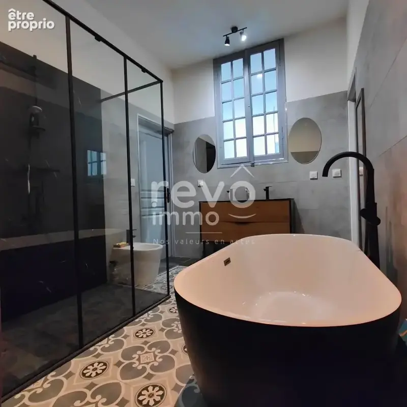 Un lieu unique où confort de vie rime avec opportunité professionnelle ! - photo 6