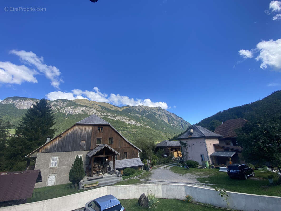 Appartement à MIEUSSY