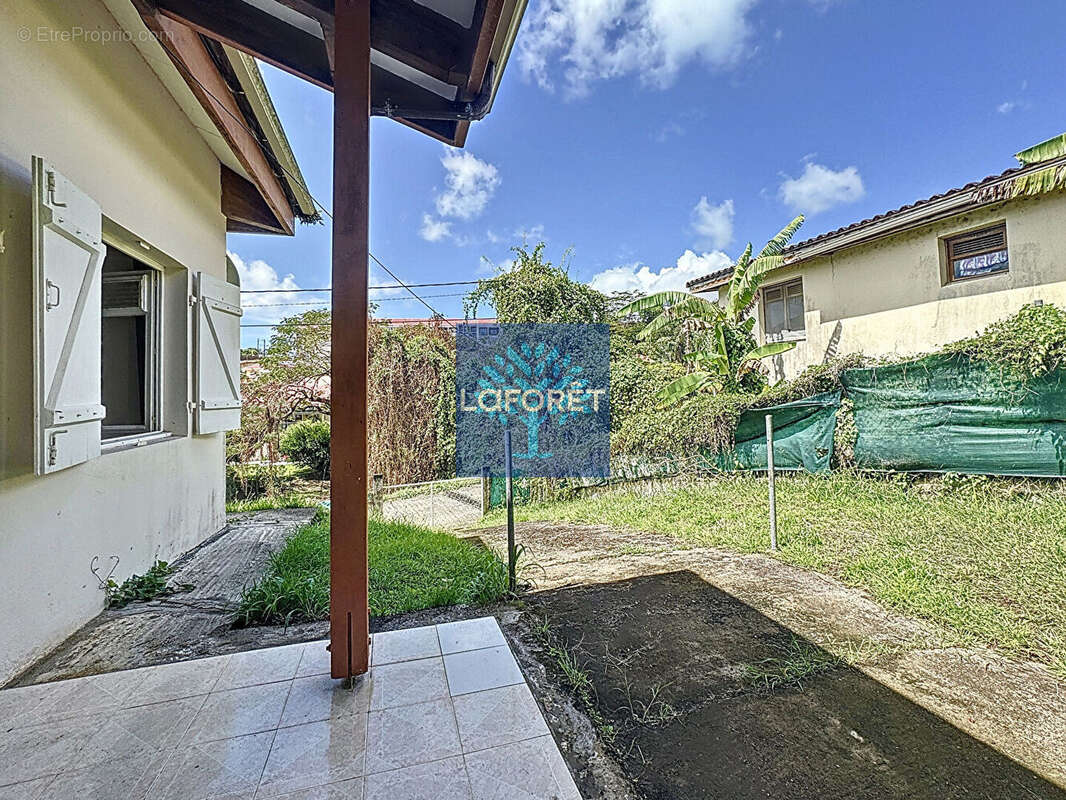 Maison à SCHOELCHER