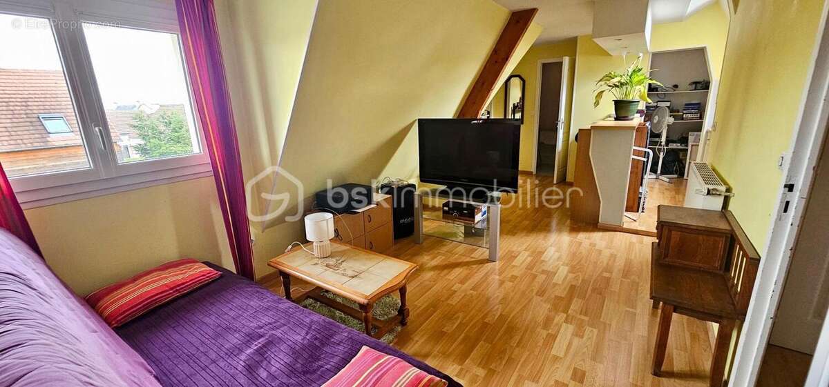 Maison à MONDEVILLE