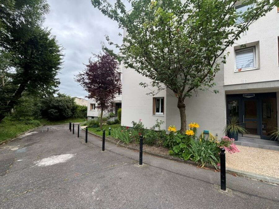 Appartement  - Les Coteaux - 81m² - photo 10