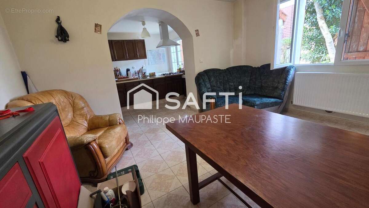 Maison 175 m² à Raveau  - photo 6