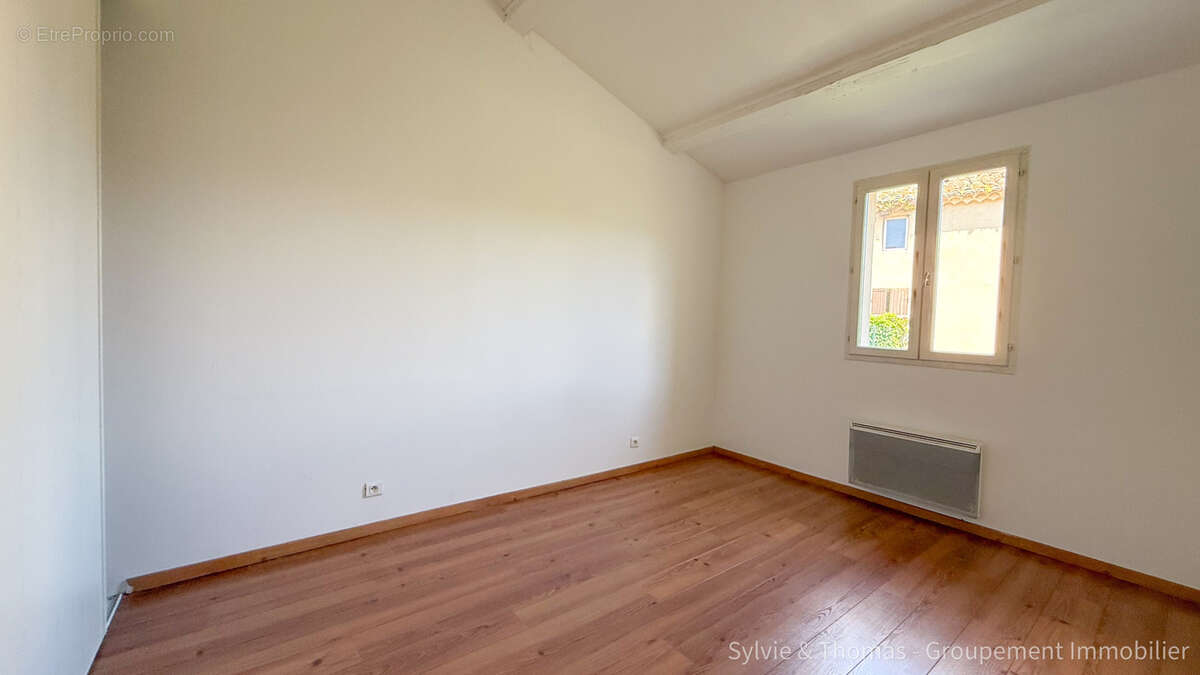 Maison à CADEROUSSE