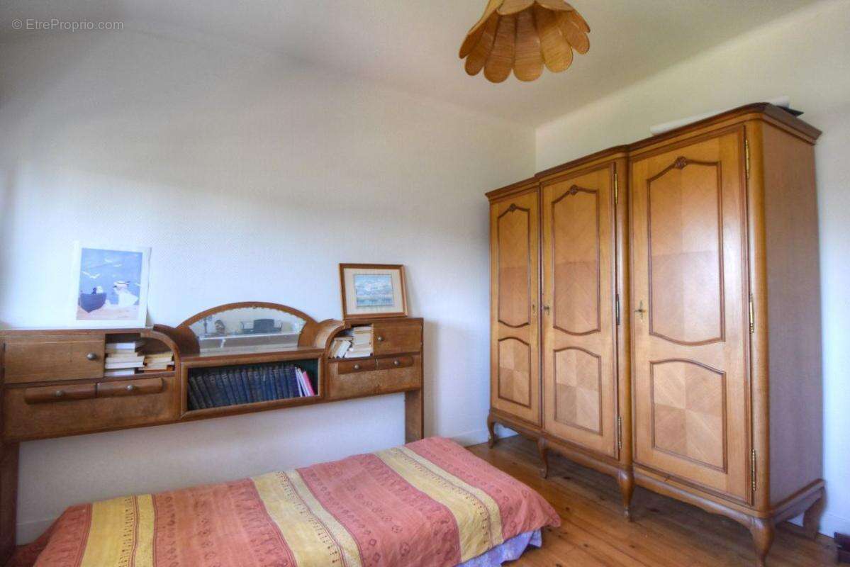 Maison 4 chambres  sur un terrain de 1100 m2  à 1 km de la plage - photo 13