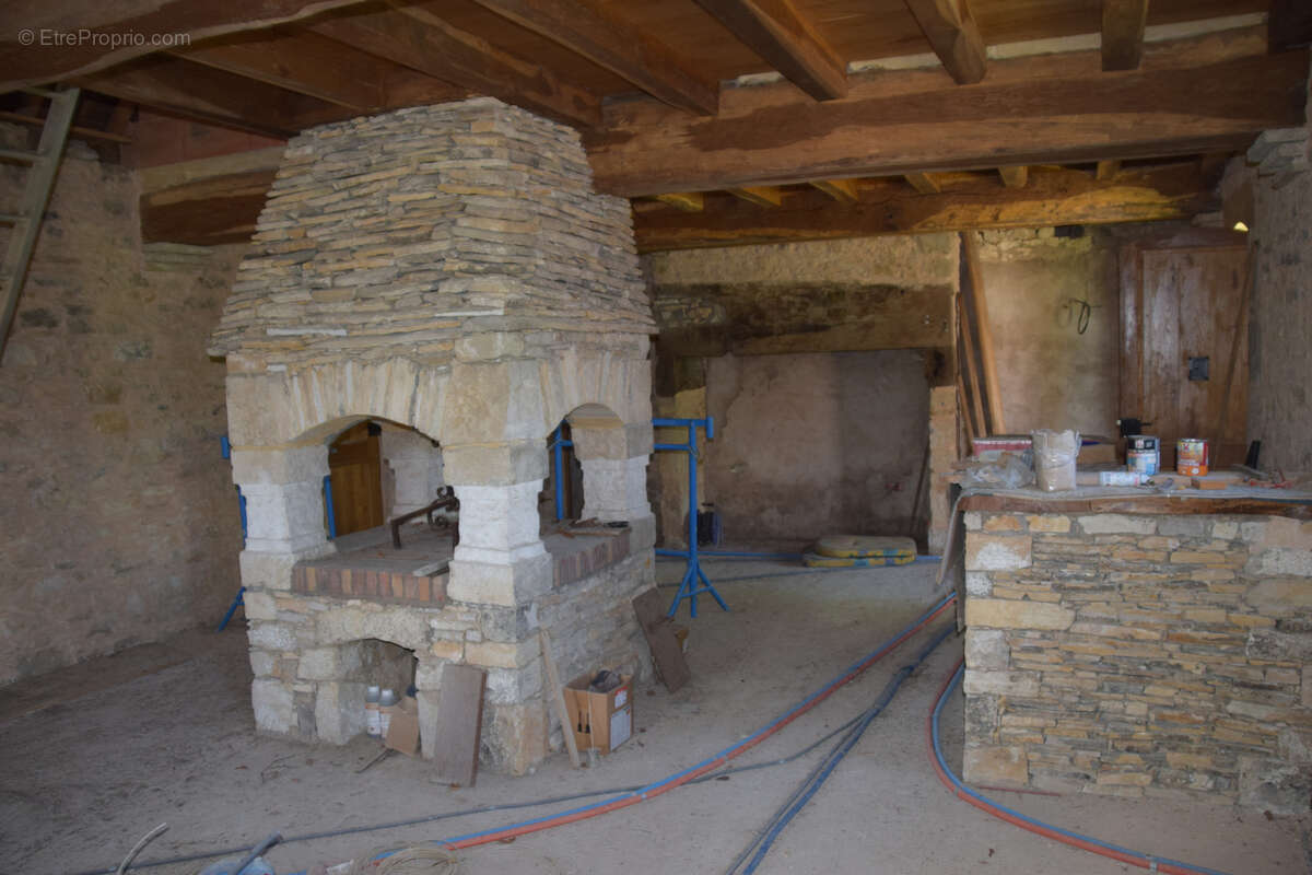 Maison à ALLAS-LES-MINES