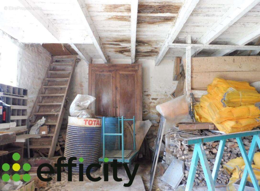 Maison à CIRE-D&#039;AUNIS