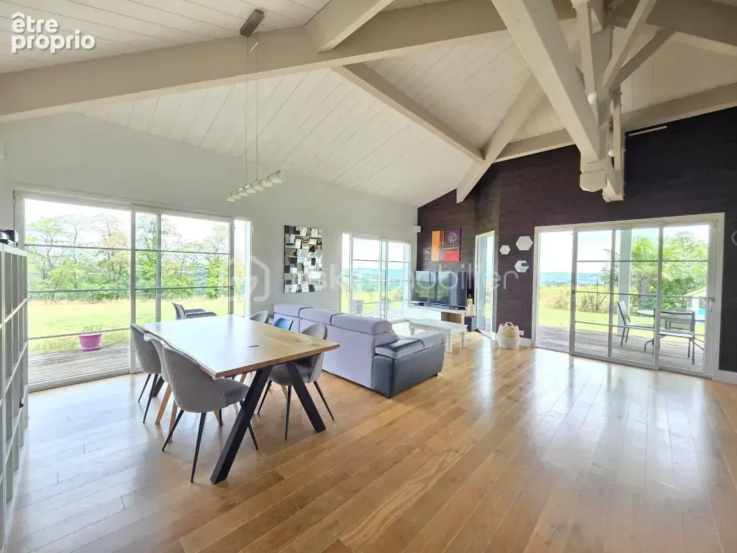 Maison 170 m² -5 chambres- jardin 4378 m²- double carport-abri - spa - photo 3