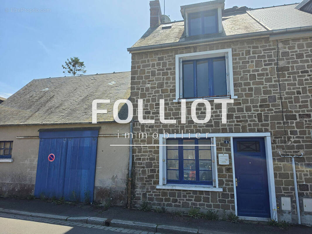 Maison à SAINT-SAUVEUR-LENDELIN