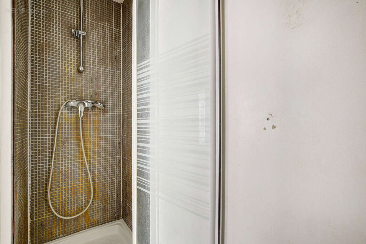 Appartement à PARIS-19E