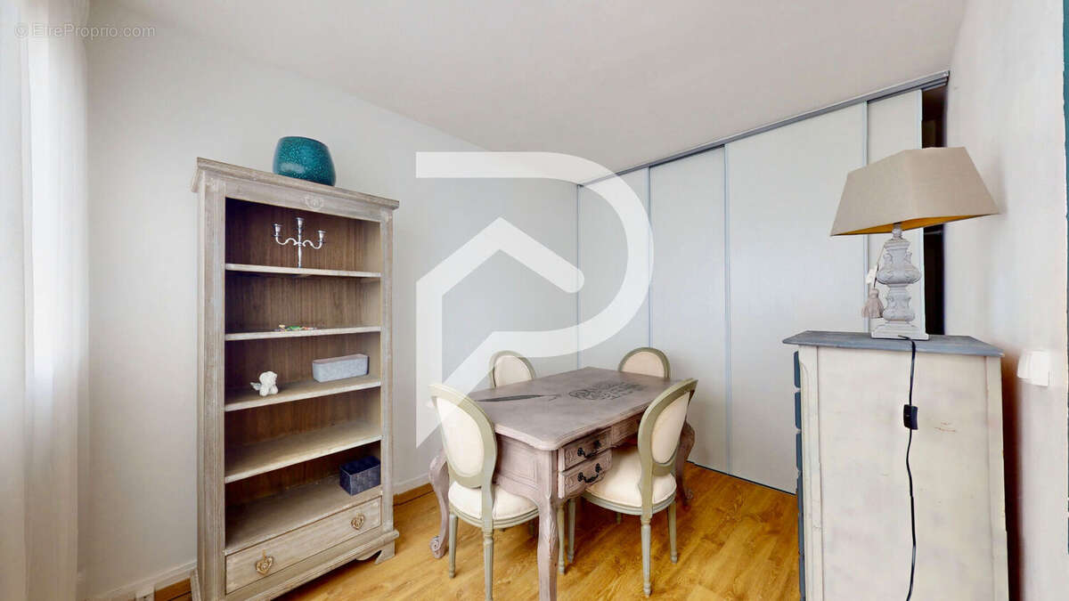 Appartement à VERNEUIL-SUR-SEINE