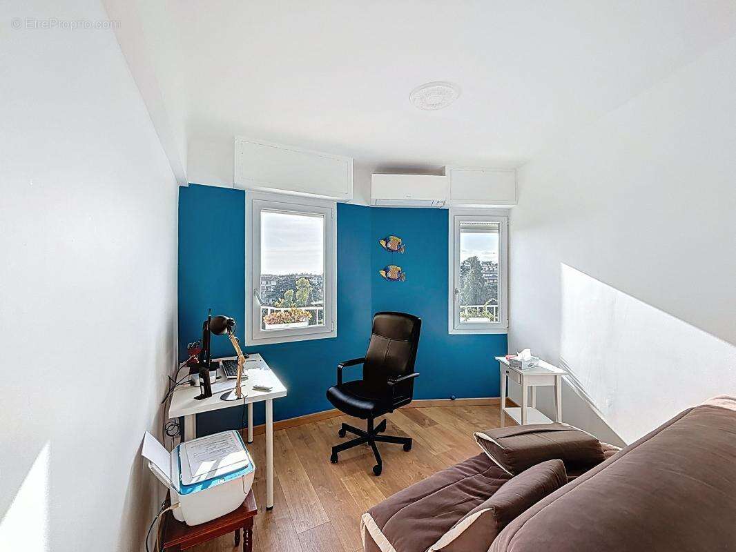3 pcs dernier etage 100m2 vue mer panoramique cave - photo 12