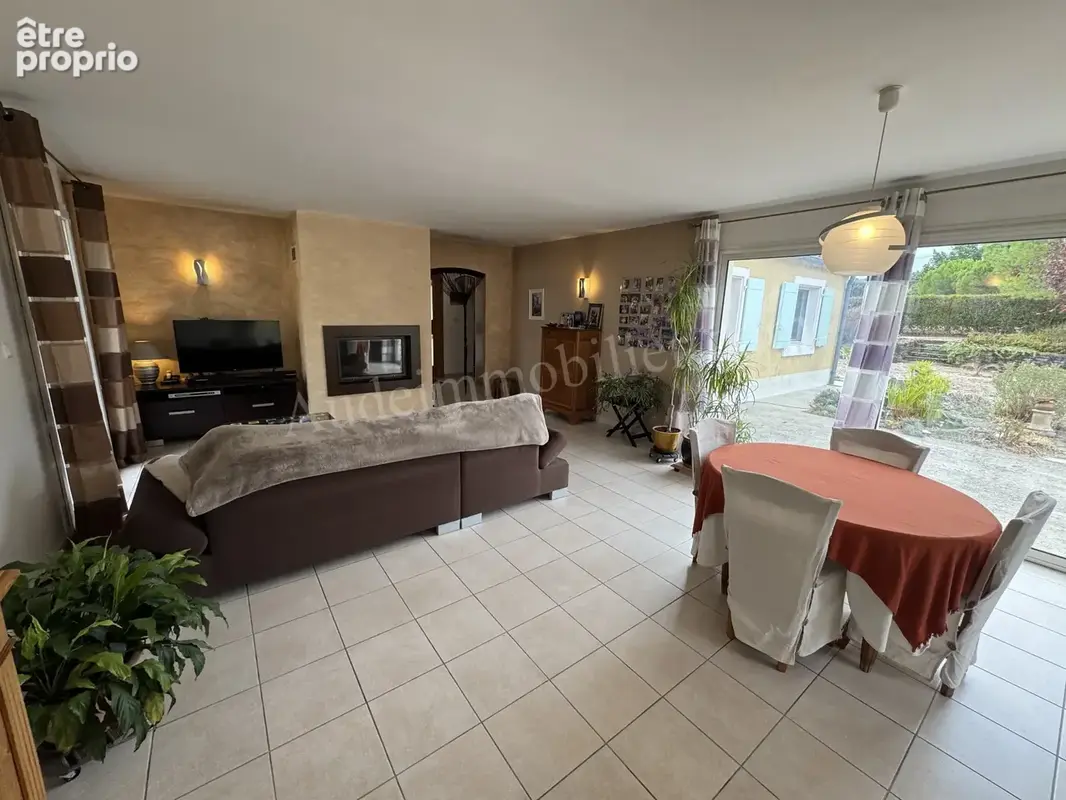 Villa de plain-pied avec grand jardin - photo 6