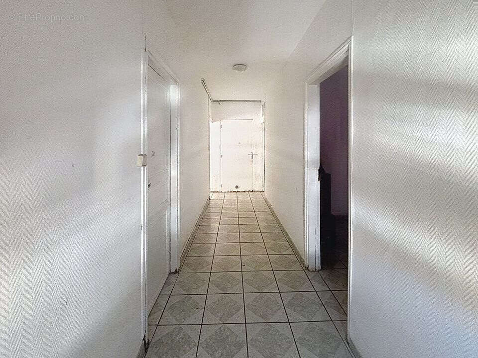 Maison avec double habitation pour investisseur - photo 11