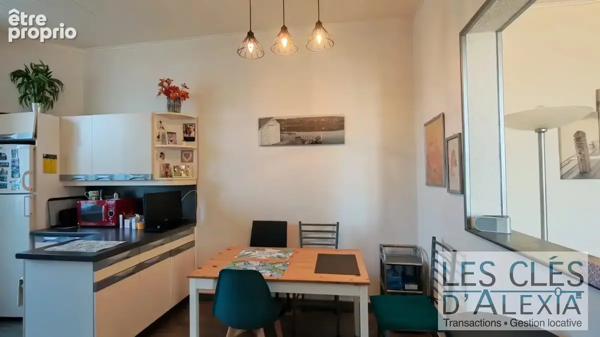 Maison quatre chambres-garage-terrain - photo 4