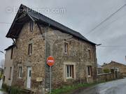 Maison à PRADINAS