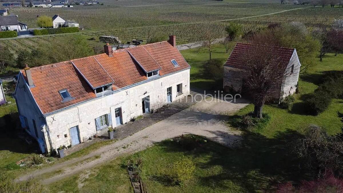 Maison à BENAIS