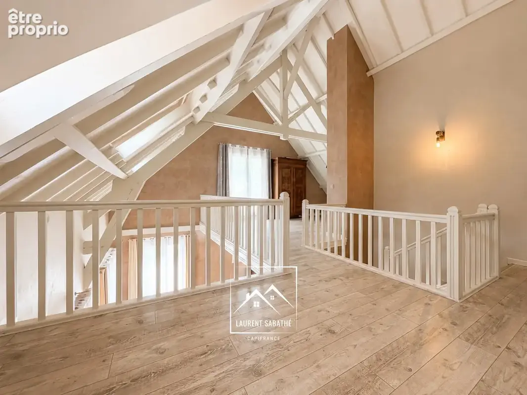 PAU (64) –  À VENDRE - Maison familiale de 213 m² - 5 chambres, bureau et piscine - photo 15